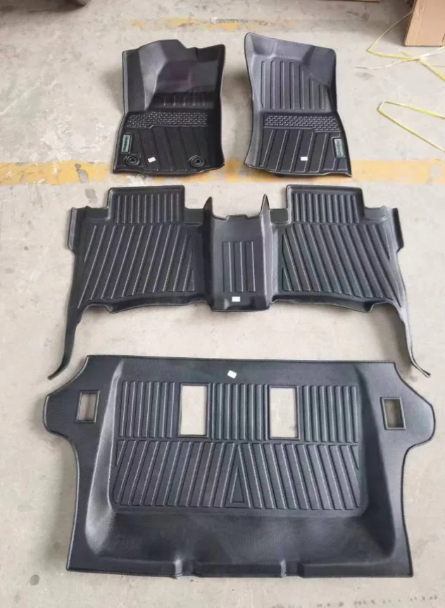 Toyota Fortuner   2017-2024 custom fit car mats