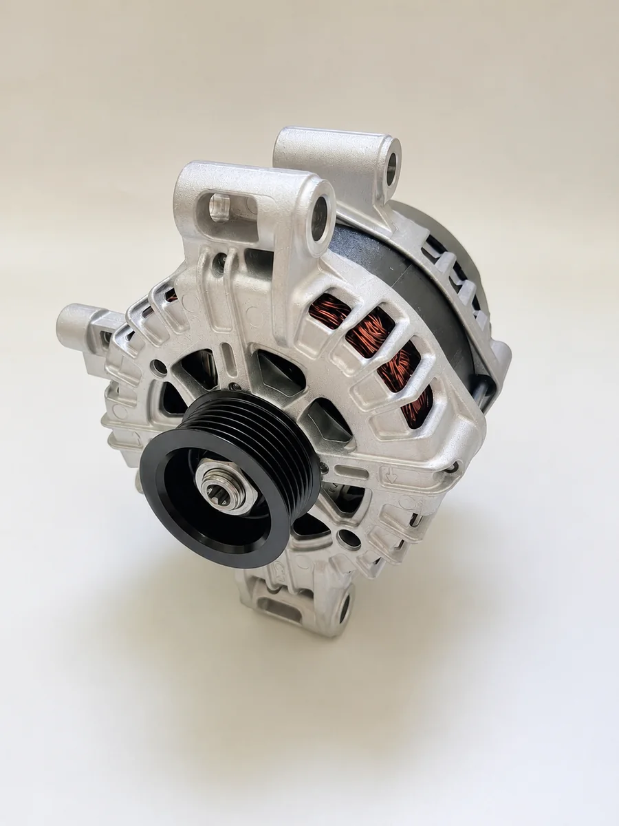 Toyota Land Cruiser LC300 Alternator Assembly